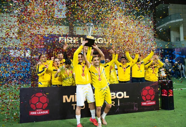 Yelo Bank banklararası mini-futbol liqasının çempionu olub (FOTO)