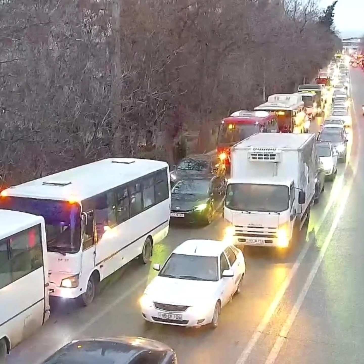 DİQQƏT: Bu yollarda tıxac var - SİYAHI (FOTO)