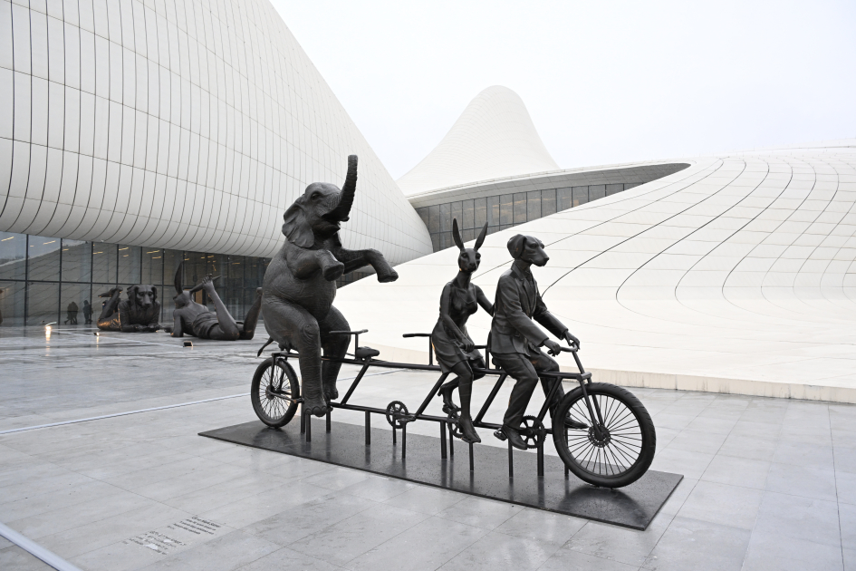 Heydər Əliyev Mərkəzində “Vəhşi təbiətin super qəhrəmanları” sərgisi açılıb (FOTO/VİDEO)