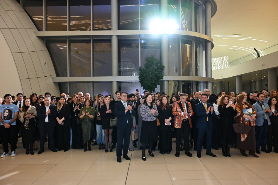 Heydər Əliyev Mərkəzində “Vəhşi təbiətin super qəhrəmanları” sərgisi açılıb (FOTO/VİDEO)