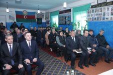 Elnur Rzayev Çarxı kəndində sakinlərlə görüşüb (FOTO)