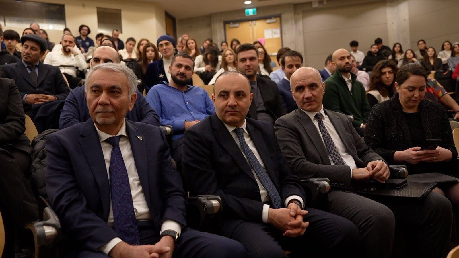 Kanadada Azərbaycan Gənclərinin Birinci Forumu keçirilib (FOTO)