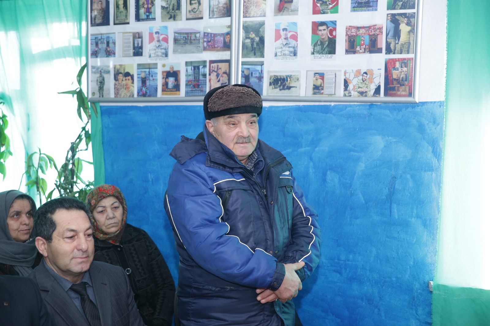 Elnur Rzayev Çarxı kəndində sakinlərlə görüşüb (FOTO)