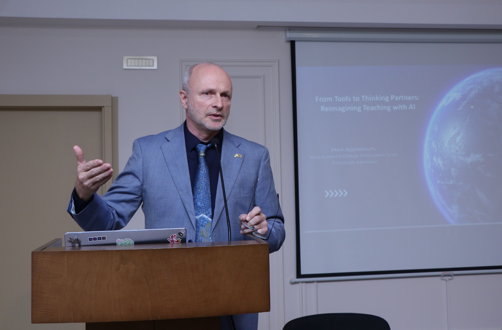 İsrailli professor Mark Applebaum AzMİU-da süni intellekt mövzusunda elmi seminarla çıxış edib (FOTO)