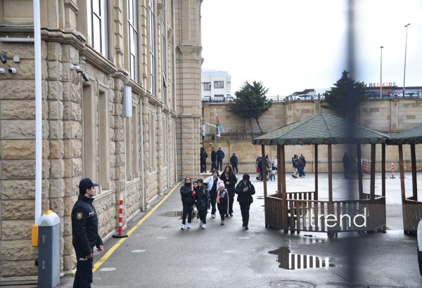 Liseydə güllələnən müəllimin vəziyyəti açıqlandı (FOTO) (YENİLƏNİB)