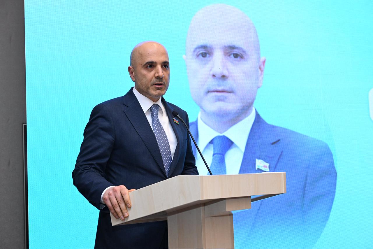 Fərqli ideyalarla zəngin “GəncVİZYON” ideyatonu keçirilib (FOTO)