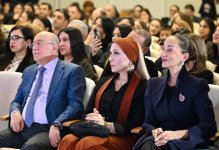 Qəbələdə “Qış nağılı” II Beynəlxalq Musiqi Festivalının açılışı olub (FOTO)