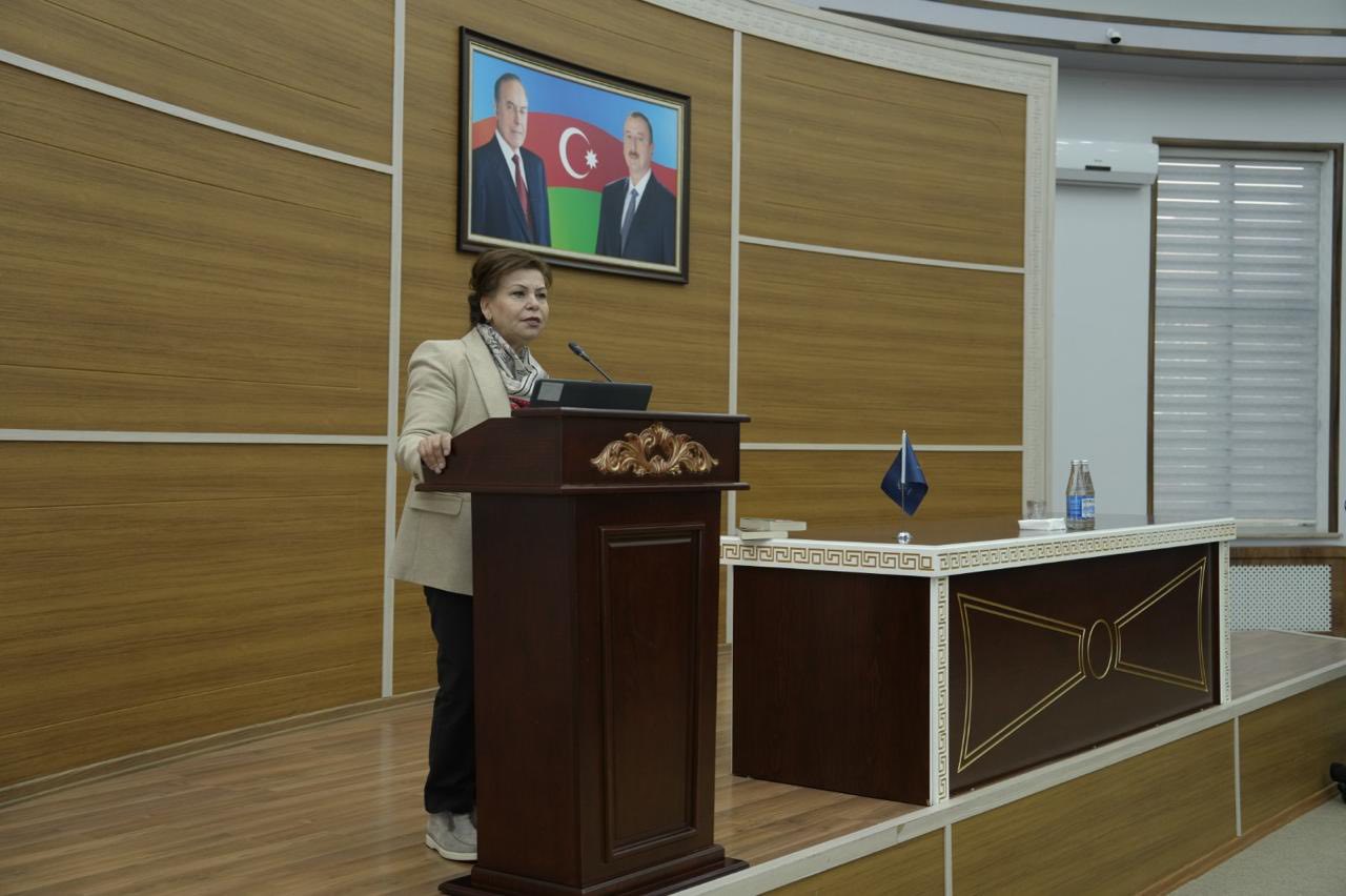 UNEC-in “Elmin populyarlaşdırılması” və “Elm gözəldir: məktəbdən elmə” təşəbbüsü ilə Naxçıvanda silsilə görüşlər keçirilib (FOTO)