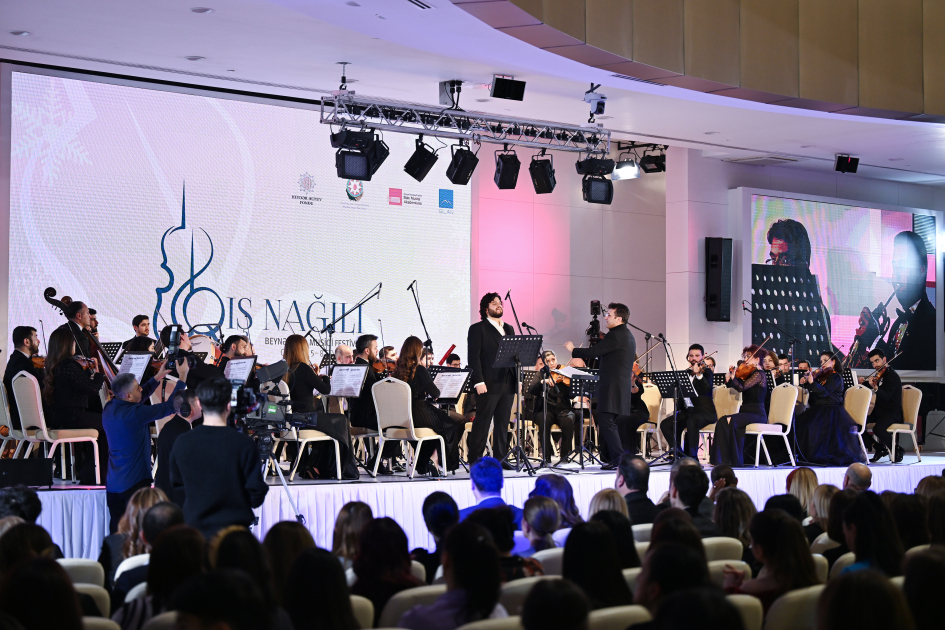 Qəbələdə “Qış nağılı” II Beynəlxalq Musiqi Festivalının açılışı olub (FOTO)