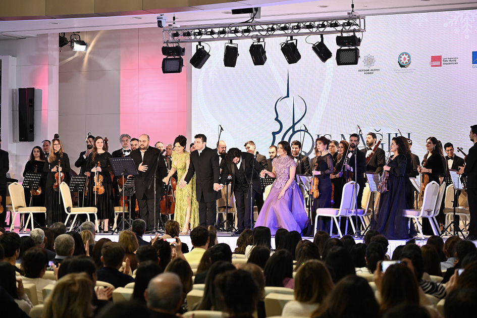 Qəbələdə “Qış nağılı” II Beynəlxalq Musiqi Festivalının açılışı olub (FOTO)