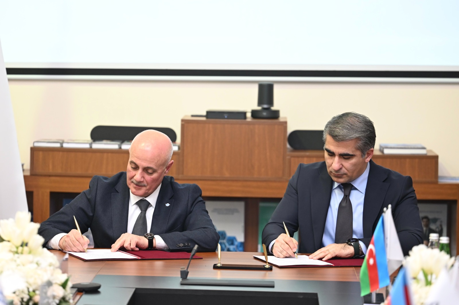 TİF, Kapital Bank və Visa Azərbaycan nümayəndə heyəti Milli Aviasiya Akademiyasında olub (FOTO)