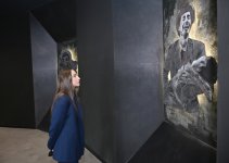 Heydər Əliyev Fondunun vitse-prezidenti Leyla Əliyeva və Alena Əliyeva Gəncə Memorial Kompleksini və Milli Qəhrəman Natiq Qasımovun ailəsini ziyarət ediblər (FOTO)