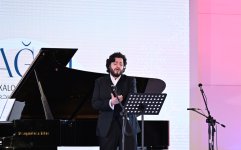 “Qış nağılı” festivalında “Bakı-Neapol: musiqi körpüsü” kamera axşamı keçirilib (FOTO)