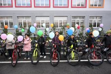 Heydər Əliyev Fondunun vitse-prezidenti Leyla Əliyeva və Alena Əliyeva Gəncədə STEAM mərkəzində və 37 nömrəli tam orta məktəbdə olublar (FOTO)