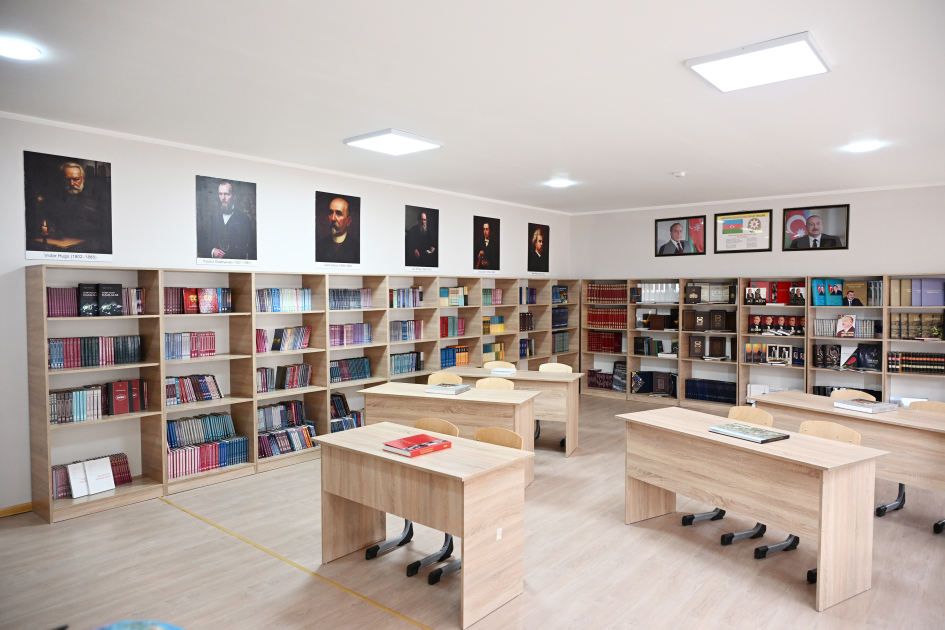 Heydər Əliyev Fondunun vitse-prezidenti Leyla Əliyeva və Alena Əliyeva Gəncədə STEAM mərkəzində və 37 nömrəli tam orta məktəbdə olublar (FOTO)