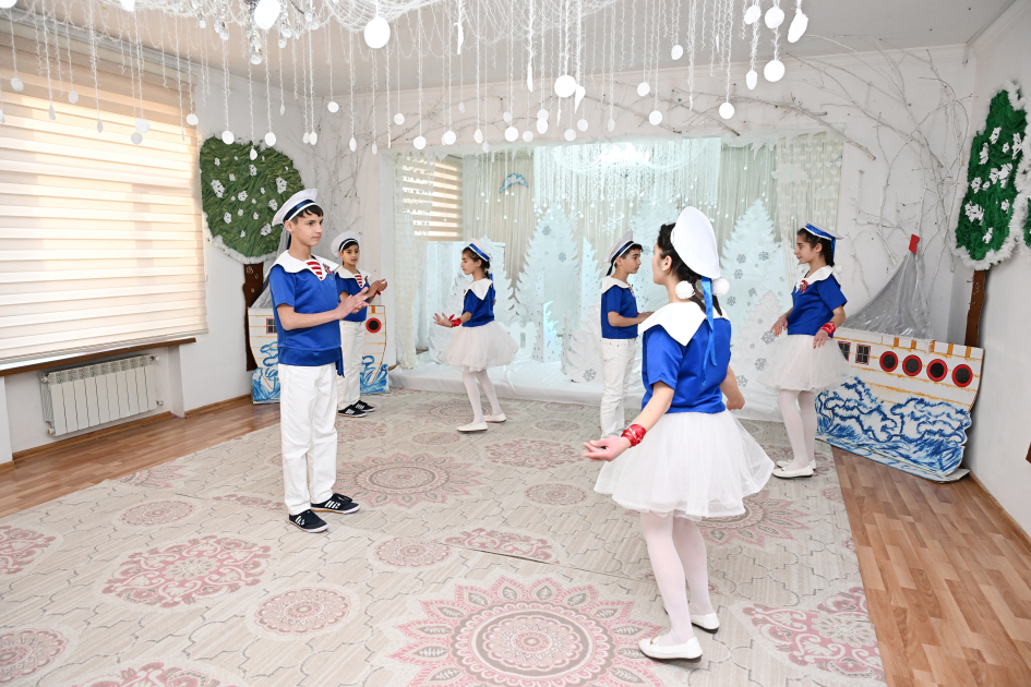 Heydər Əliyev Fondunun vitse-prezidenti Leyla Əliyeva və Alena Əliyeva Gəncədə uşaq evində olublar (FOTO)