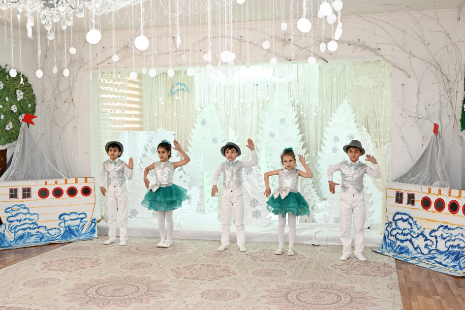 Heydər Əliyev Fondunun vitse-prezidenti Leyla Əliyeva və Alena Əliyeva Gəncədə uşaq evində olublar (FOTO)