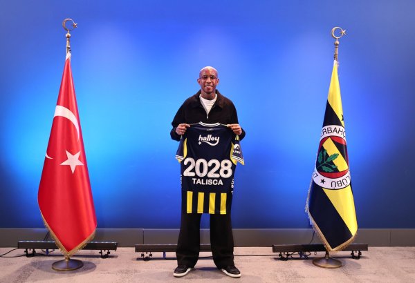 “Fənərbağça” Anderson Talişka ilə müqavilənin müddətini uzatdı