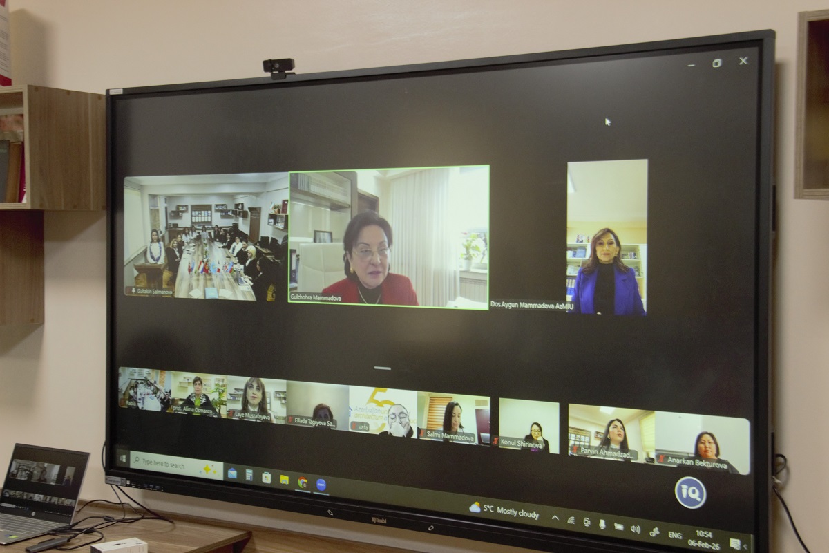 Dil mövzusunda beynəlxalq elmi-praktik konfrans keçirildi (FOTO)