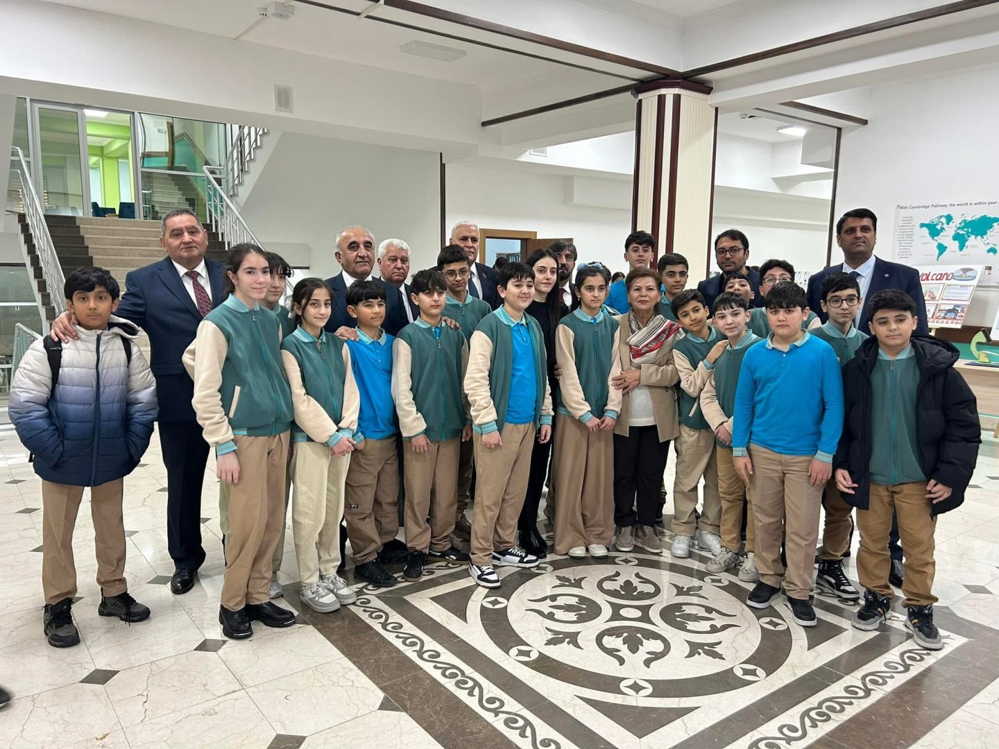 Elm məktəbdən başlayır: UNEC-in təşəbbüsü genişlənir