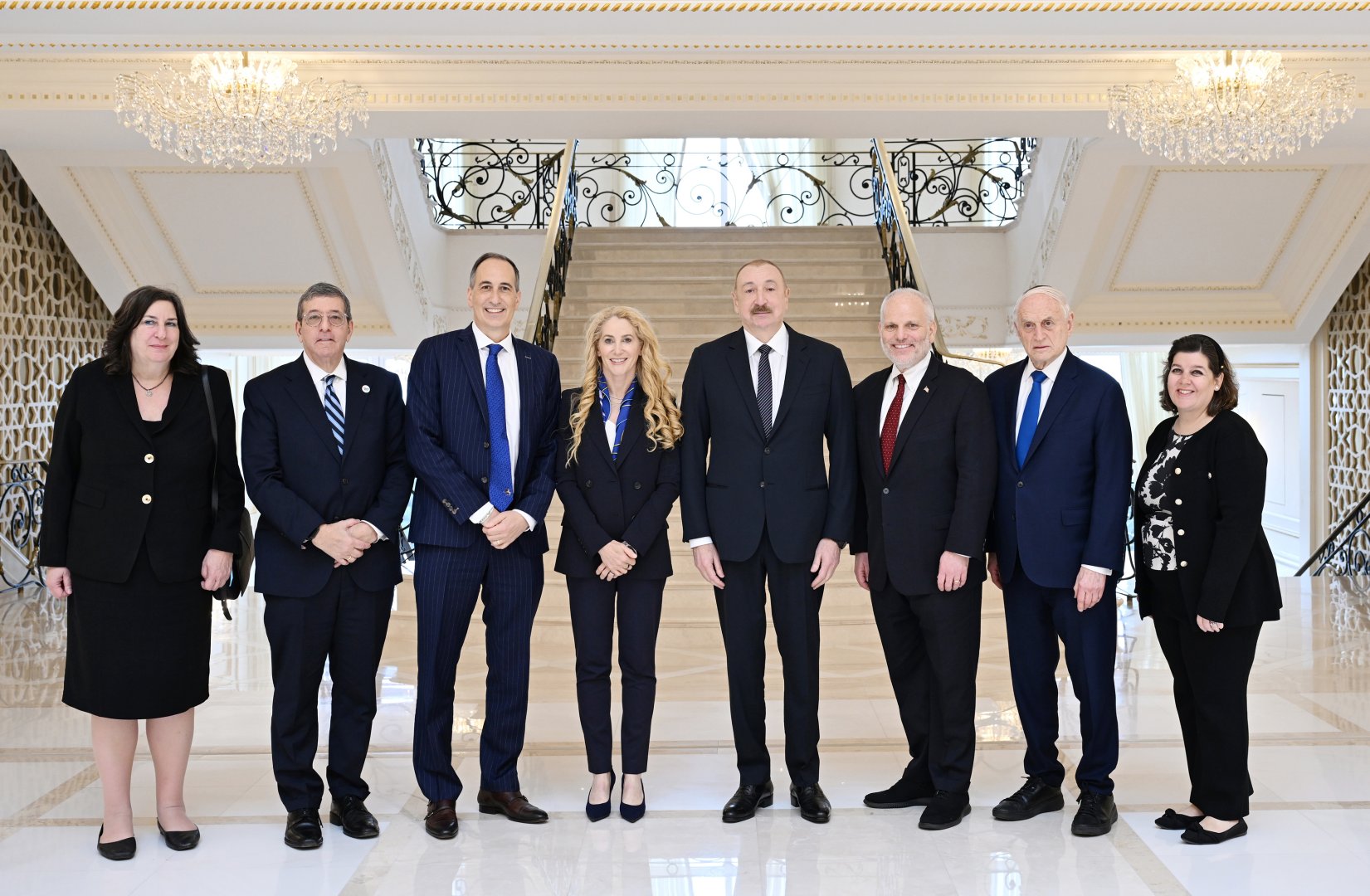 Prezident İlham Əliyev ABŞ-ın Əsas Amerika Yəhudi Təşkilatlarının Prezidentləri Konfransının nümayəndə heyətini qəbul edib (FOTO/VİDEO)