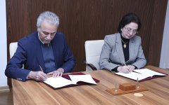 AzMİU ilə İqtisadiyyat İnstitutu arasında əməkdaşlığa dair Memorandum imzalanıb (FOTO)