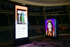 Leyla Əliyeva Bakıda dünyaşöhrətli fotojurnalist Reza Deqatinin “Yüksələn işıq” sərgisini ziyarət edib (FOTO)