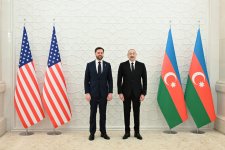Bakıda Amerika Birləşmiş Ştatlarının Vitse-prezidentinin rəsmi qarşılanma mərasimi olub (FOTO)