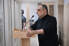 Ruben Vardanyanın məhkəməsində məhkəmə baxışı başa çatıb, hakimlər müşavirəyə gedib (FOTO)