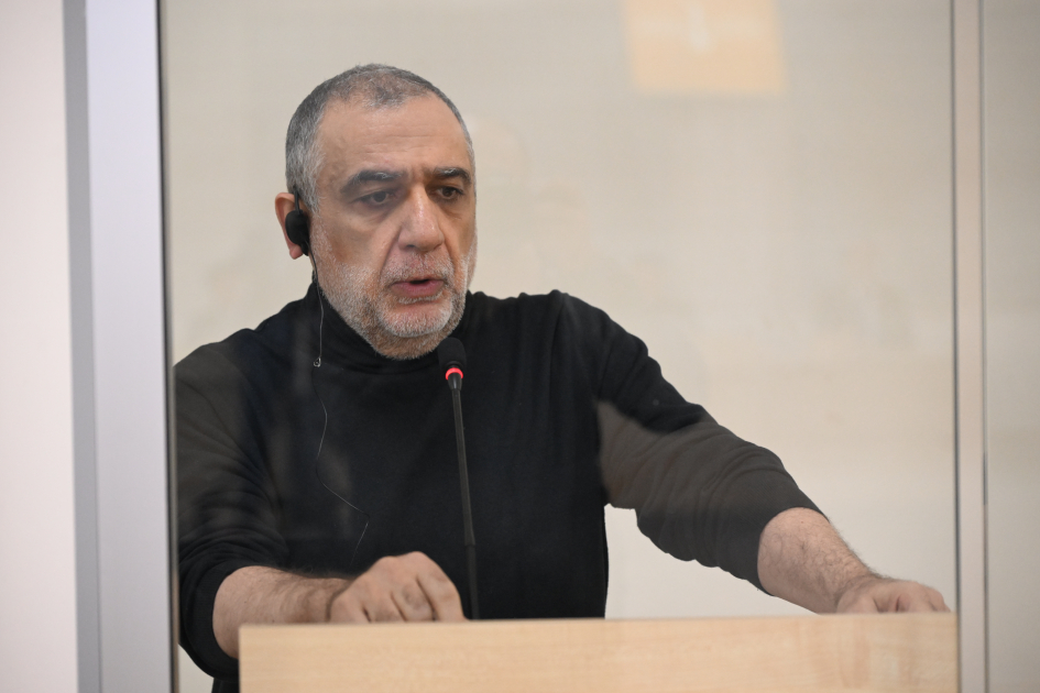 Ruben Vardanyanın məhkəməsində məhkəmə baxışı başa çatıb, hakimlər müşavirəyə gedib (FOTO)