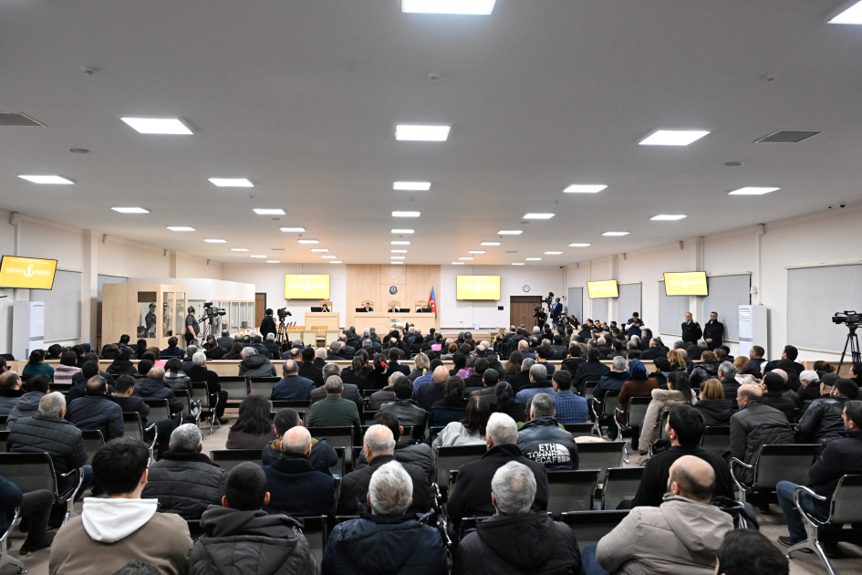 Ruben Vardanyanın məhkəməsində məhkəmə baxışı başa çatıb, hakimlər müşavirəyə gedib (FOTO)