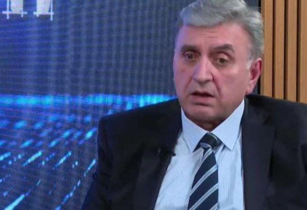 Nəşriyyatlar tərəfindən hazırlanan iş dəftərlərində qüsurlar olur - Zaur İsayev