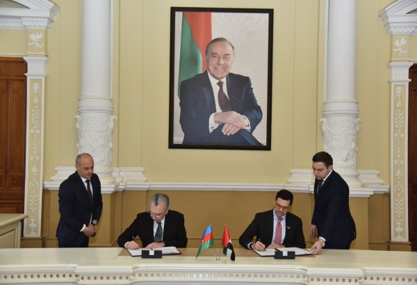 Bakı və Əbu-Dabi arasında Anlaşma Memorandumu imzalanıb (FOTO)