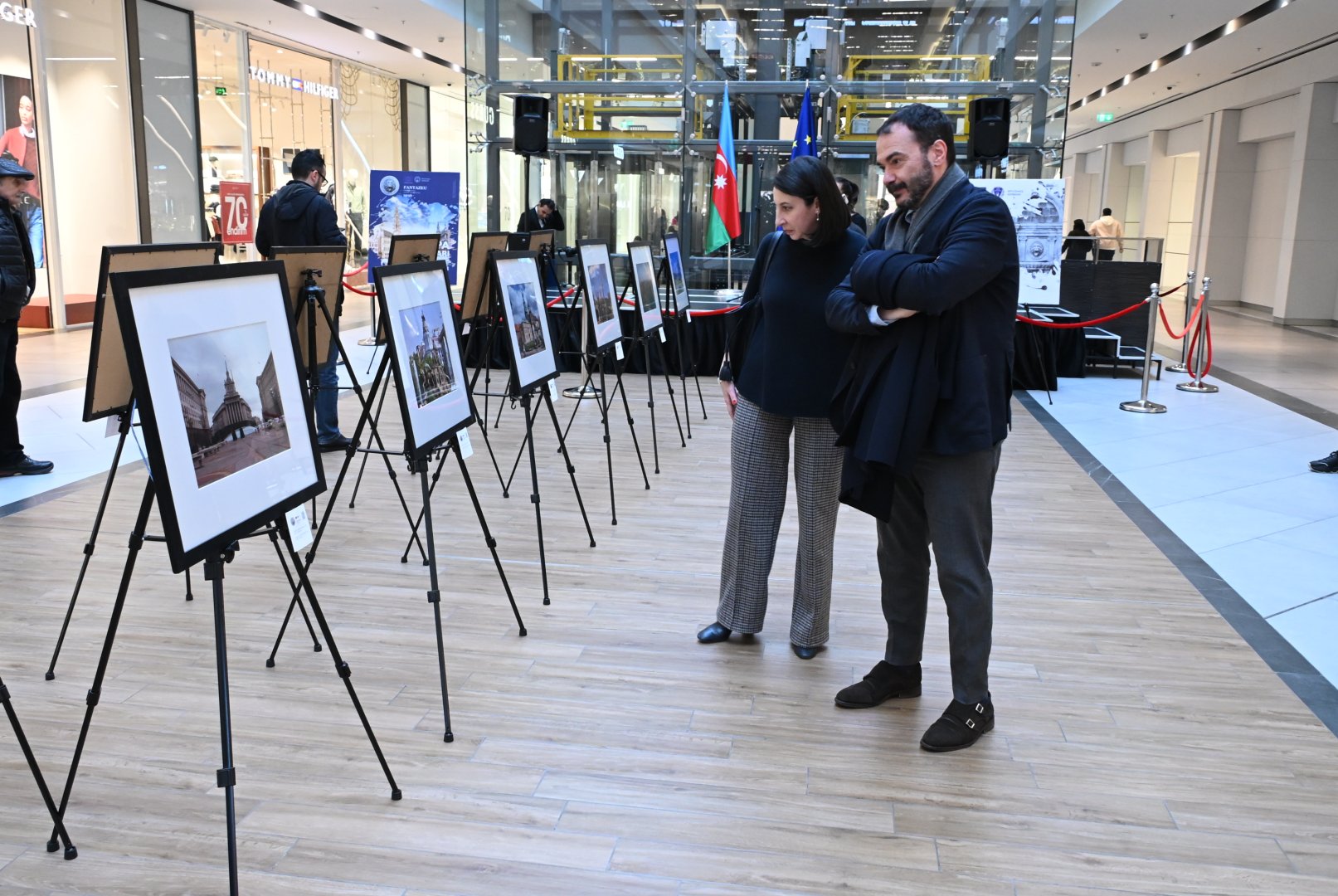 Bakıda “Avropanın meydanları” adlı fotosərginin açılış mərasimi olub (FOTO)