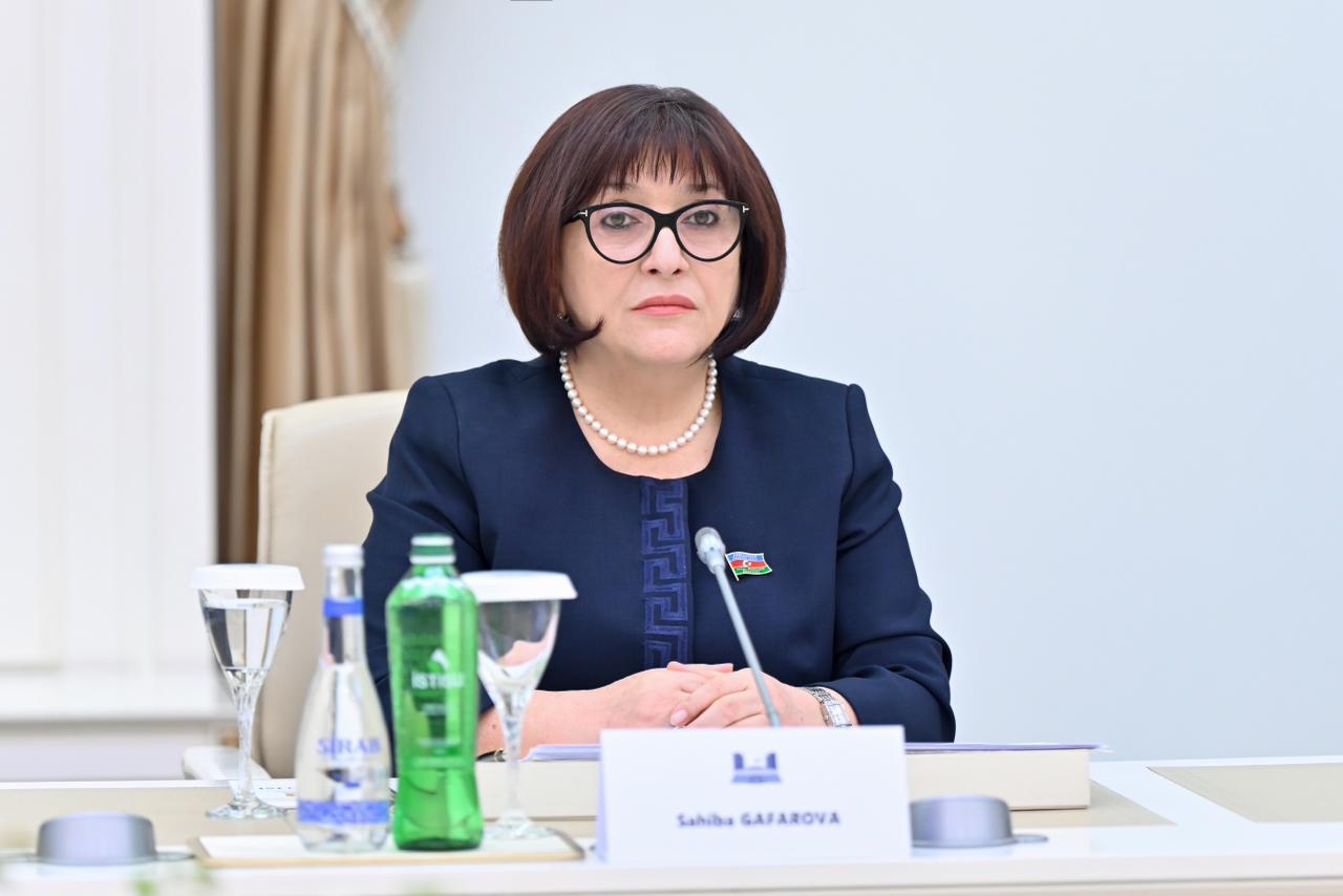 Milli Məclisin sədri Ərəb Parlamentinin prezidenti ilə görüşdü (FOTO)