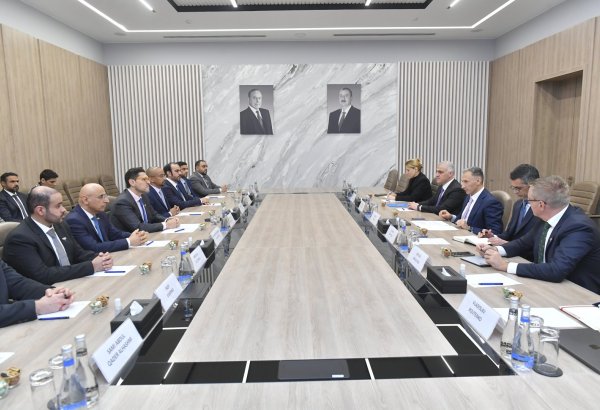 Azərbaycan və Əbu-Dabi arasında şəhər nəqliyyatı üzrə əməkdaşlıq müzakirə edildi