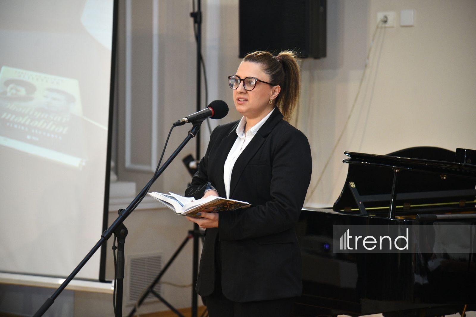 Milli İncəsənət Muzeyində Elmira Axundovanın yaradıcılıq gecəsi keçirildi (FOTO)