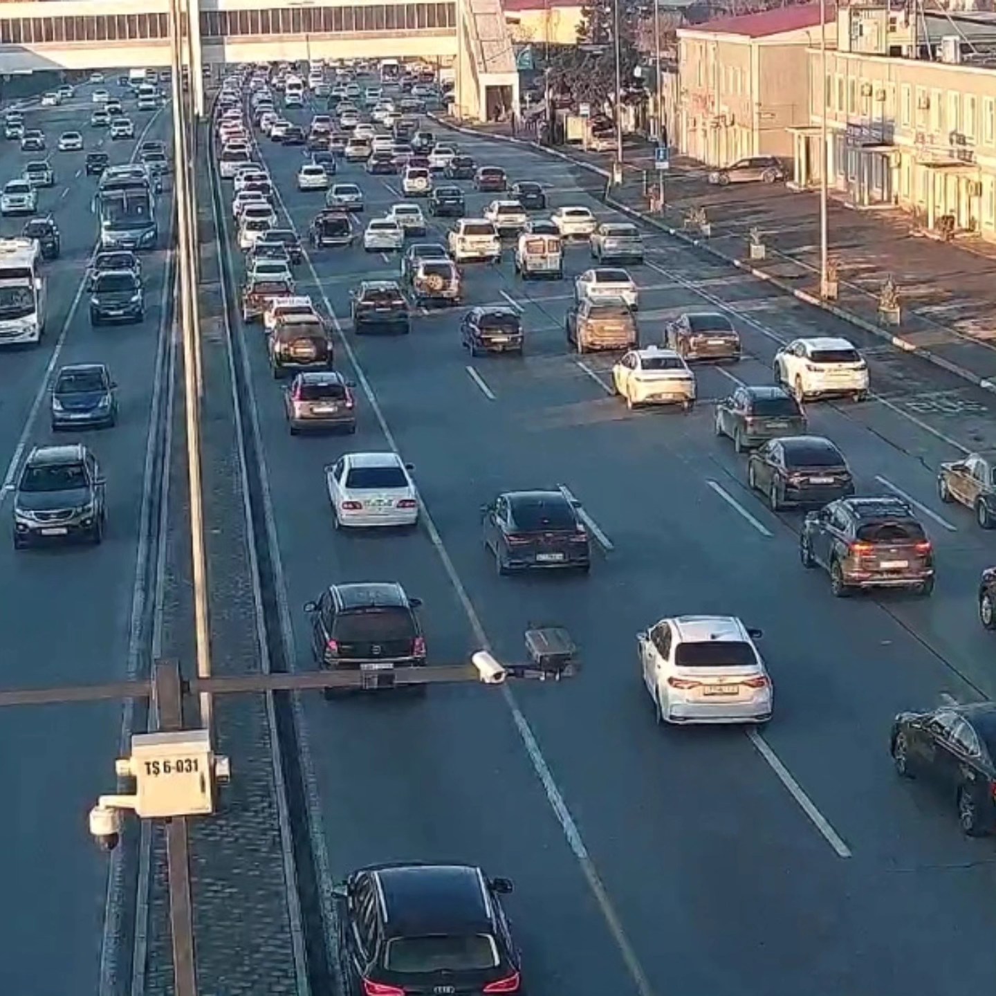 DİQQƏT: Bu yollarda tıxac var - SİYAHI (FOTO)