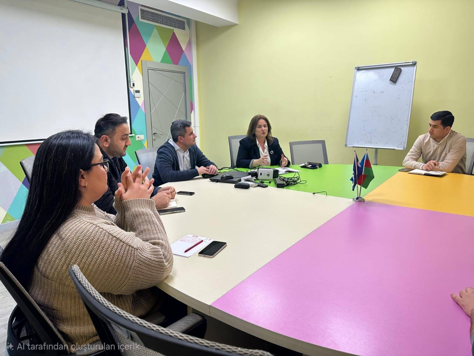 Mediada Azərbaycan dilinin qorunması ARB24 telekanalında müzakirə olunub (FOTO)