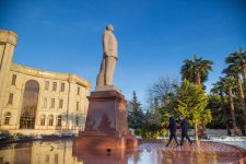 Rəşad Nəbiyev Salyanda vətəndaşları qəbul edib (FOTO)