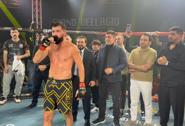 Alim Nəbiyev Batumidə beynəlxalq turnirdə MMA üzrə növbəti qələbəsini qazandı (FOTO)