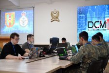 Azərbaycan və Böyük Britaniya hərbçiləri kibertəhlükəsizlik təlimində iştirak ediblər (FOTO)