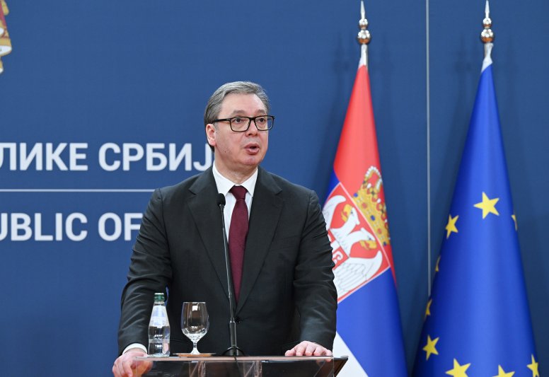 Serbiya diplomatları İrandan Azərbaycana təxliyə olunacaq - Vuçiç