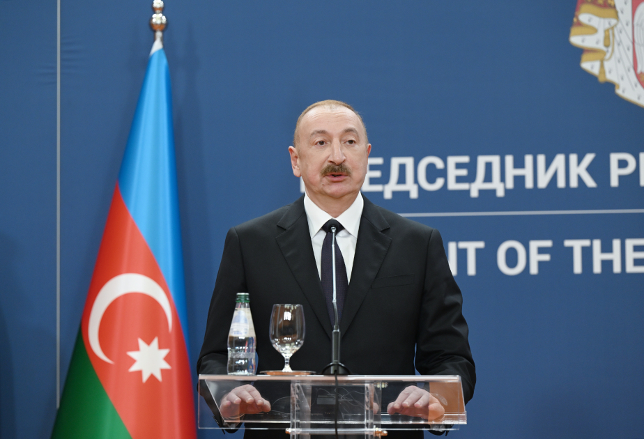 Prezident İlham Əliyev və Serbiya Prezidenti Aleksandar Vuçiç mətbuata bəyanatlarla çıxış ediblər (FOTO)