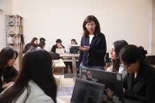 AzMİU-da WUF13 çərçivəsində tələbələr üçün beynəlxalq tematik "workshop" keçirilib (FOTO)