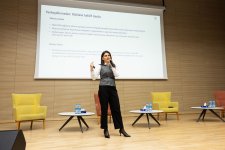 Yelo Bank-da ilk "Yelo İnvestisiya Paneli" keçirilib (FOTO)