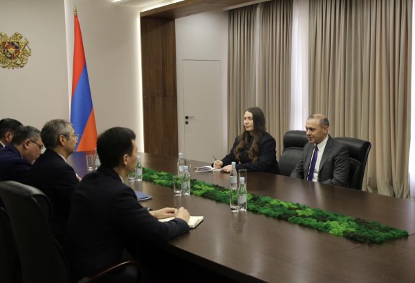 Ermənistan TŞ katibi Qazaxıstan səfiri ilə TRIPP perspektivlərini müzakirə edib