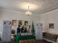 Səudiyyə Ərəbistanı səfirliyi Ramazan ayı münasibətilə Azərbaycanda 5 ton xurma payladı (FOTO)