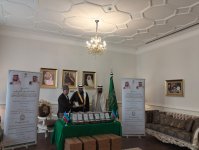 Səudiyyə Ərəbistanı səfirliyi Ramazan ayı münasibətilə Azərbaycanda 5 ton xurma payladı (FOTO)