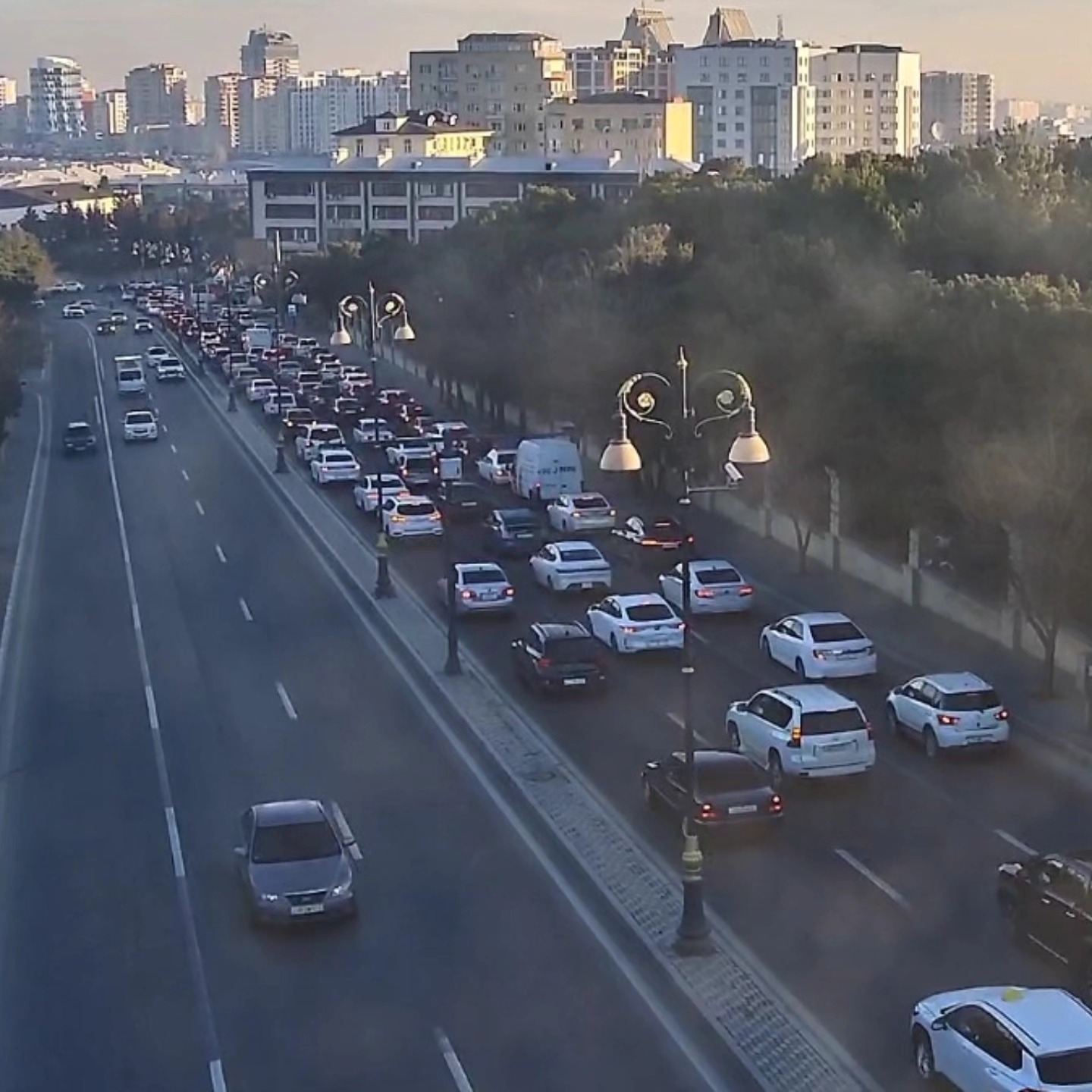 DİQQƏT: Bu yollarda tıxac var - SİYAHI (FOTO)